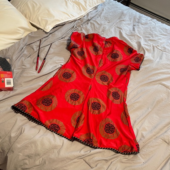 Womens Chinese girl costume 12-14 - Picture 5 of 6